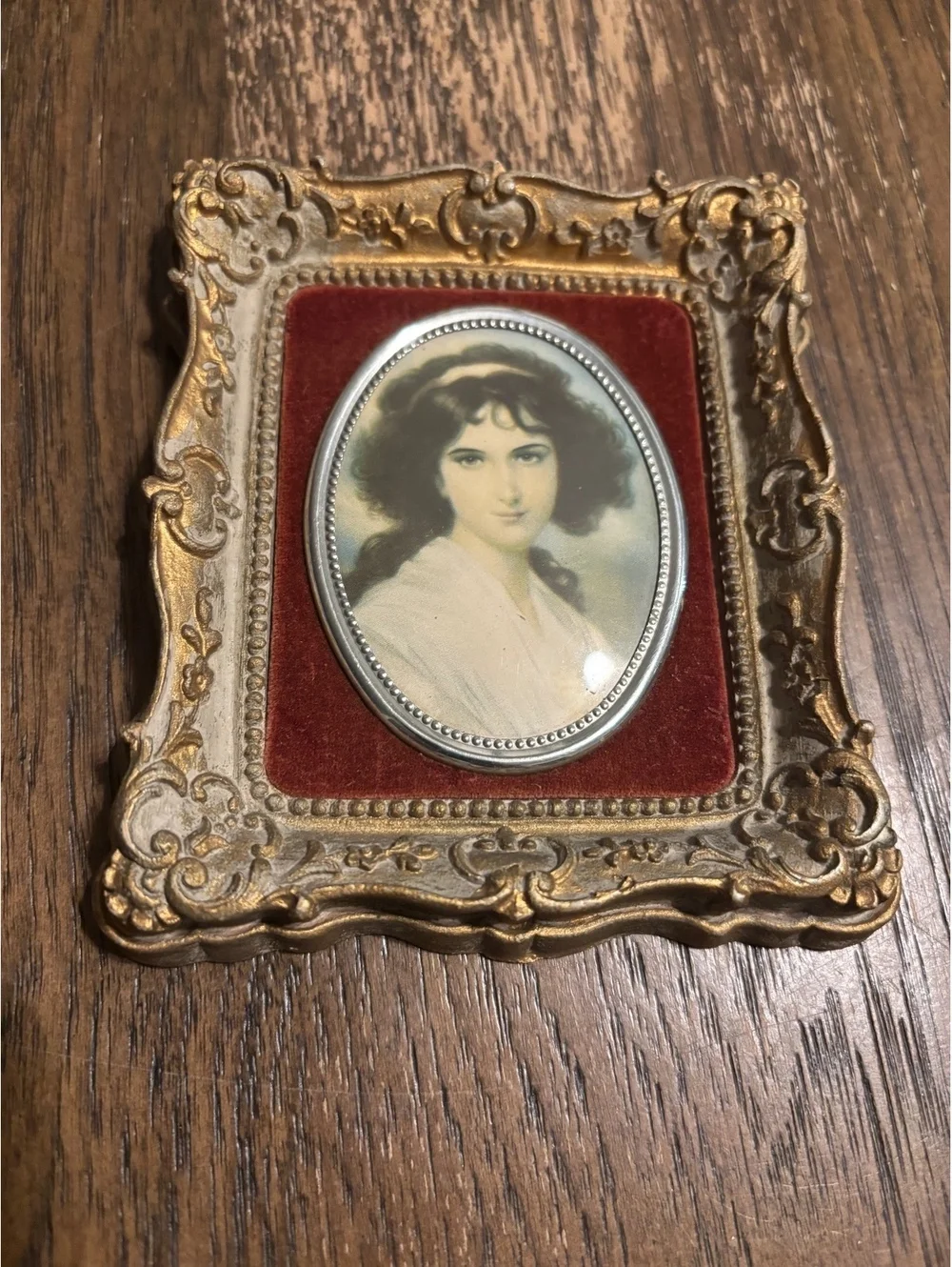 Vintage Mini Cameo Creations Pair Hubak Lady & Mrs Chaplin Plaster Frames